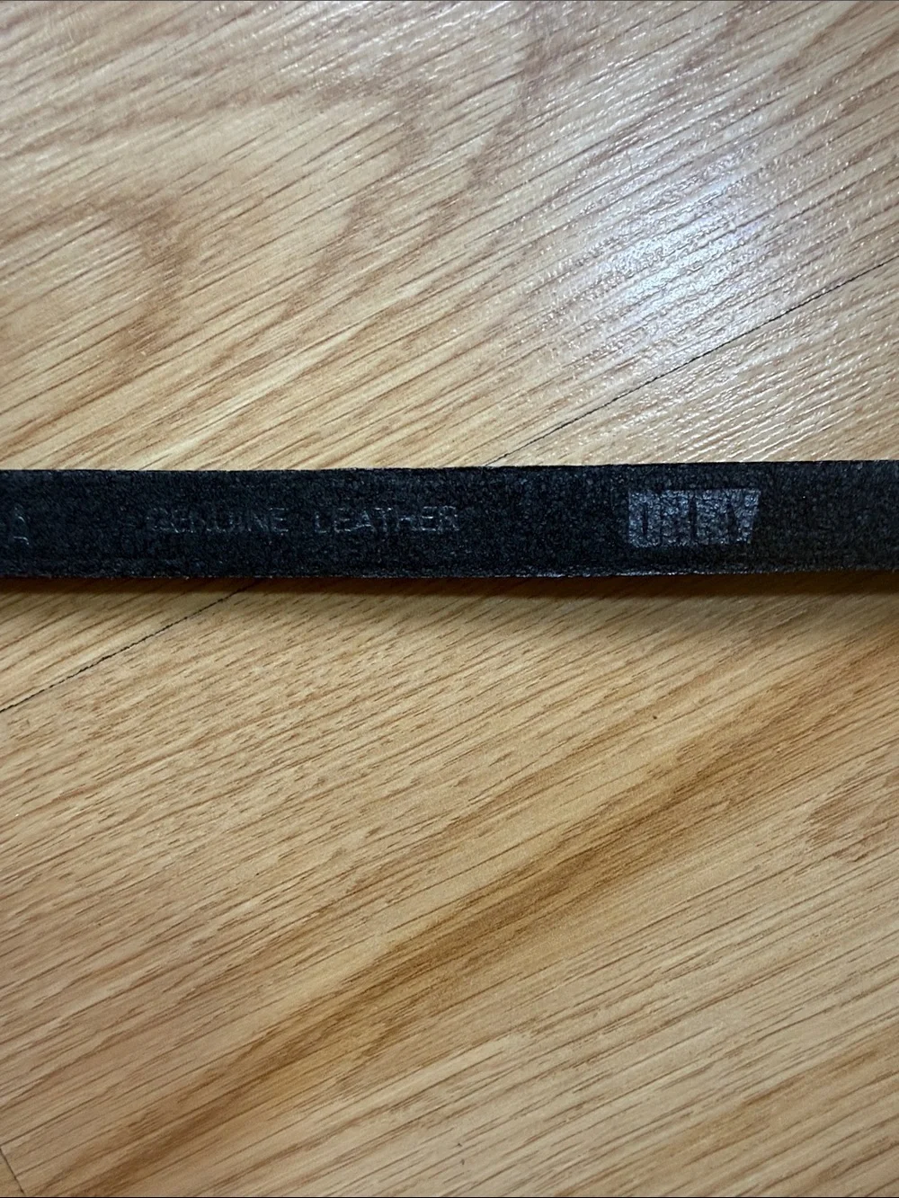 Vintage DKNY Classic Black Leather Slim Belt Silver Buckle Made in USA Small